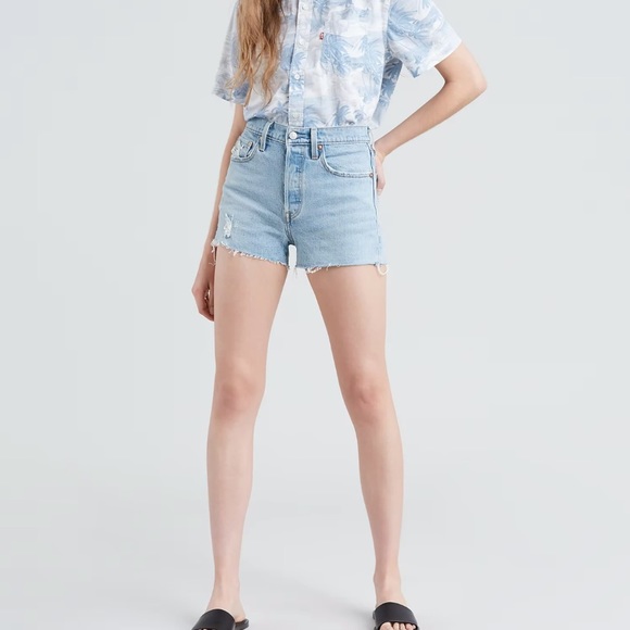 Levi’s 501 high-rise jeans in tango size 26 light wash - Picture 2 of 6